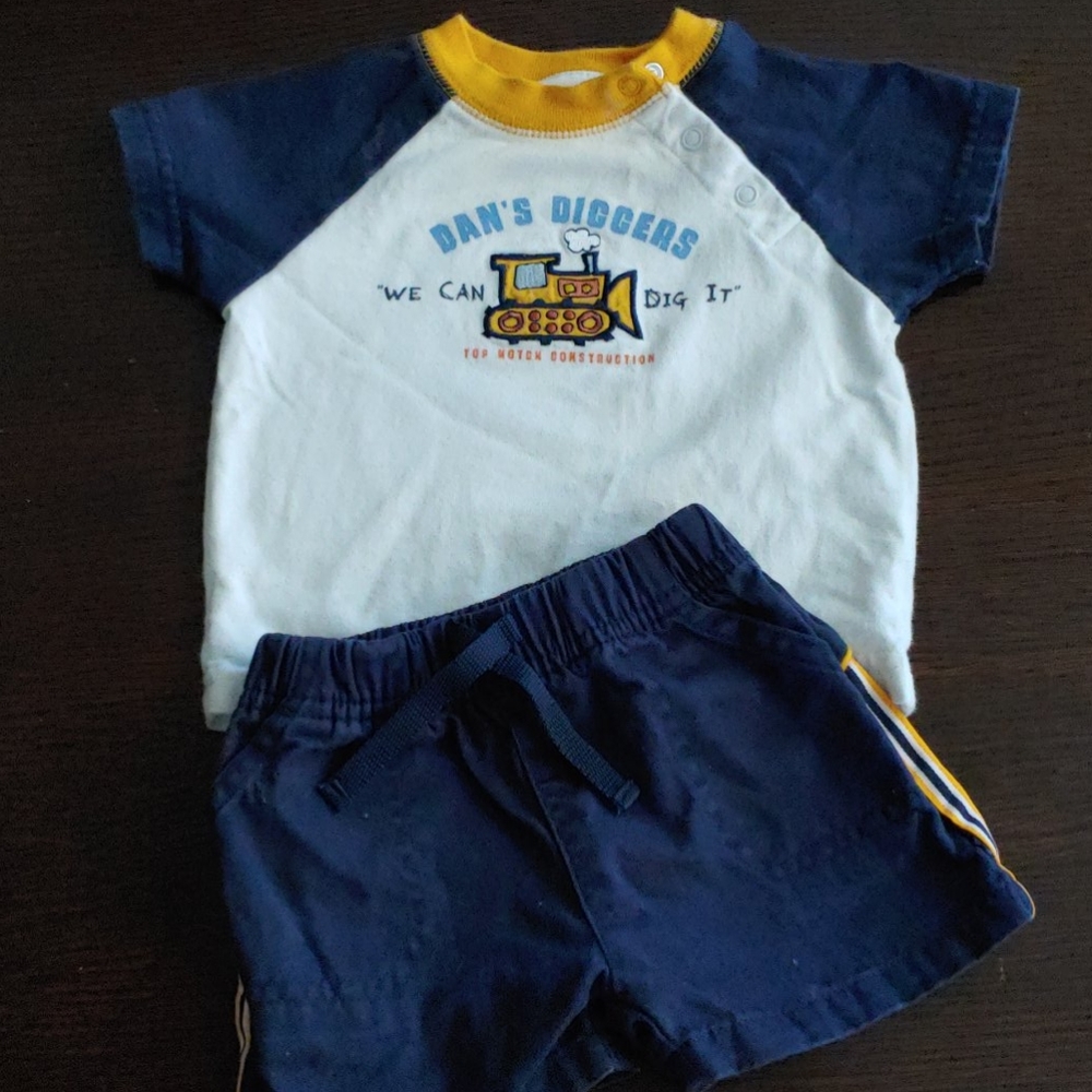 First Moments shorts and t-shirt set 3-6 months